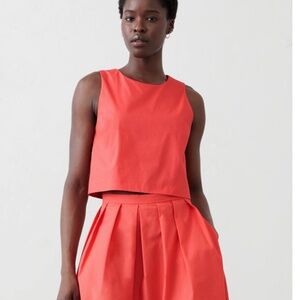 NWT CROPPED POPLIN TOP - Coral Blossom - M